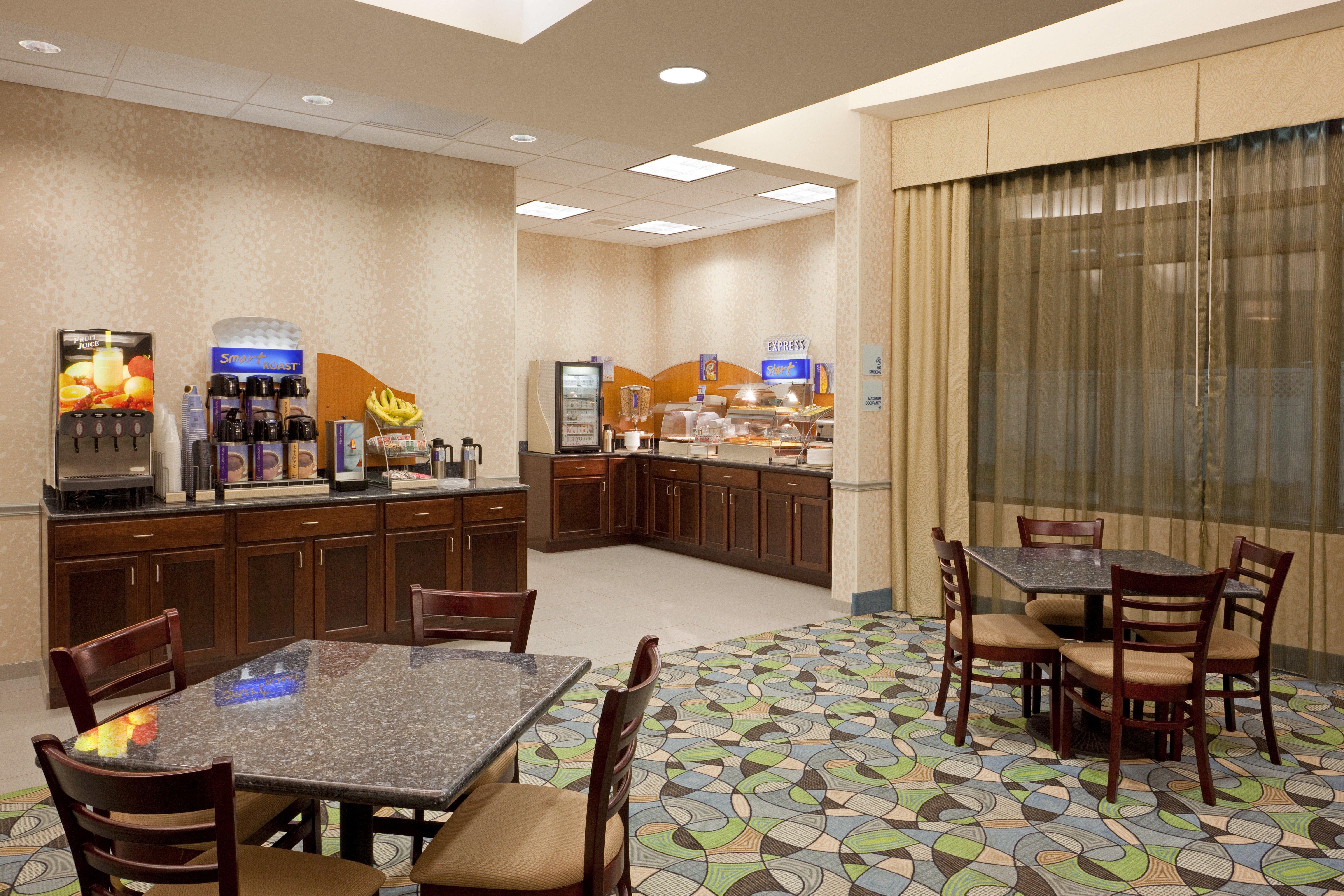 Comfort Inn & Suites Plainville-Foxboro Kültér fotó